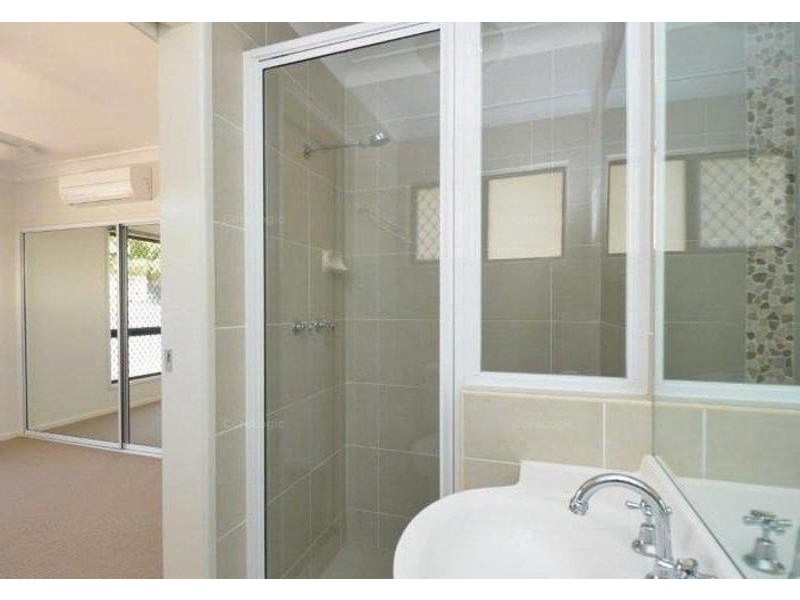 1/52A Philp Street, Hermit Park QLD 4812