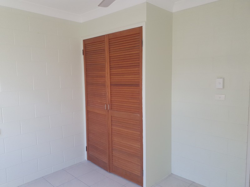 2/4 Barrallier Close, Cranbrook QLD 4814