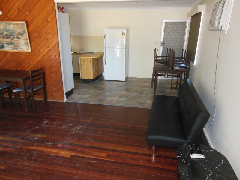 38 Ash Street, Kirwan QLD 4817