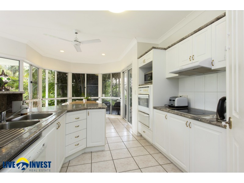 11 Templeton Crescent, Douglas QLD 4814