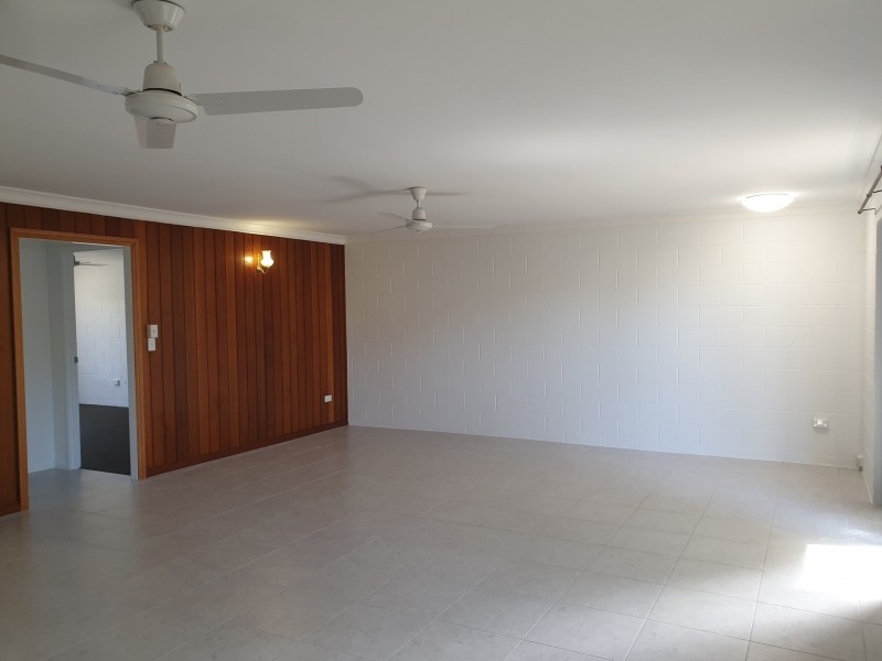 2/93 Bowen Road, Rosslea QLD 4812