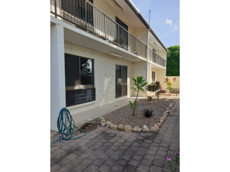 2/93 Bowen Road, Rosslea QLD 4812