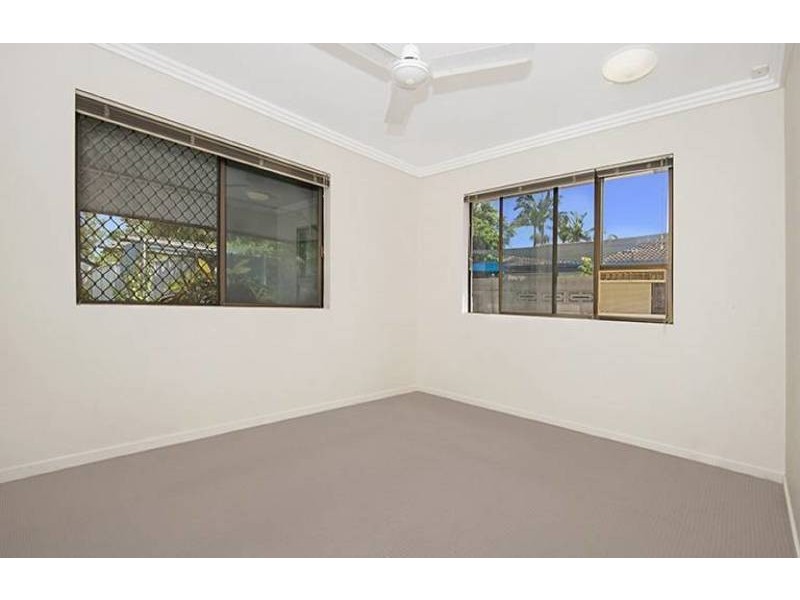 22 Winston Crescent, Kirwan QLD 4817