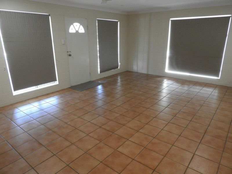 64 Davidson Street, South Townsville QLD 4810