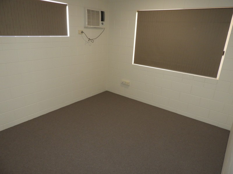 64 Davidson Street, South Townsville QLD 4810