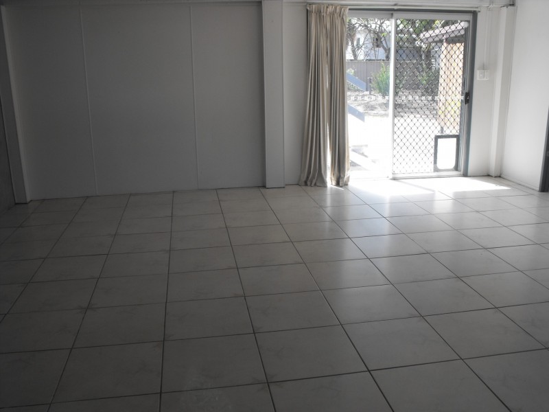 12 Eliza Street, Kelso QLD 4815