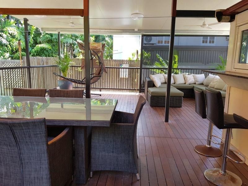 42 Griffith Street, South Townsville QLD 4810