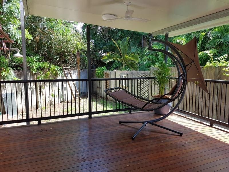 42 Griffith Street, South Townsville QLD 4810