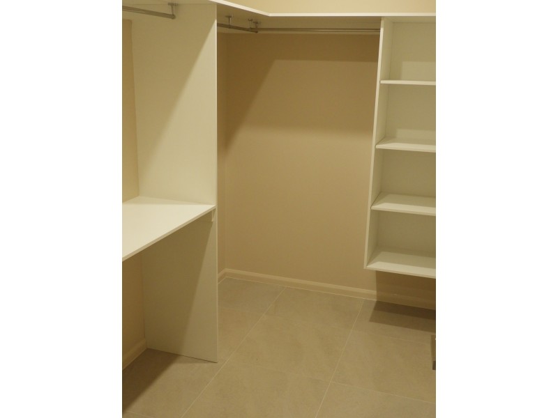 5 Waterfront Parade, Idalia QLD 4811