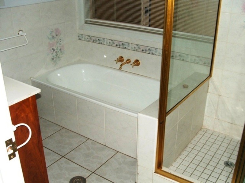 7 Kurrajong Court, Bushland Beach QLD 4818