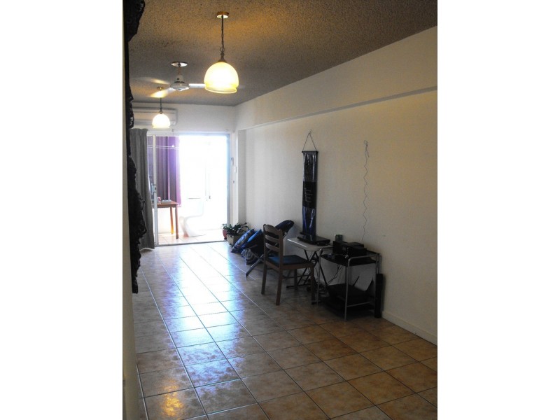 2/23a Cleveland Terrace, North Ward QLD 4810