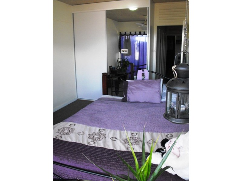 2/23a Cleveland Terrace, North Ward QLD 4810