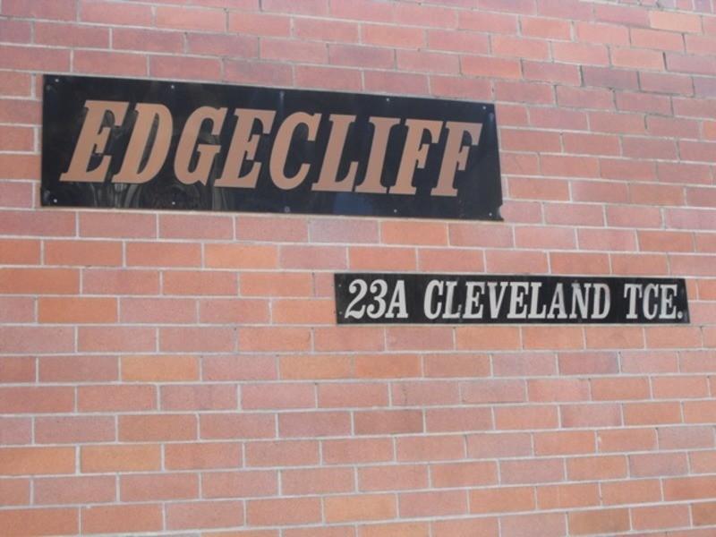 2/23a Cleveland Terrace, North Ward QLD 4810