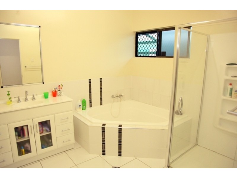 20 Corveth Street, Kirwan QLD 4817