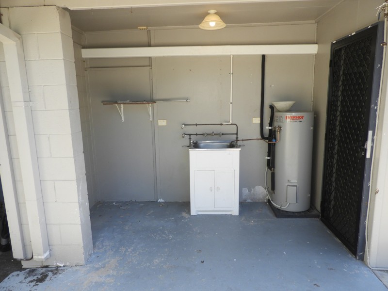 2/2 Wandella Crescent, Cranbrook QLD 4814