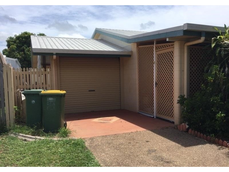 8 Walsh Street, Wulguru QLD 4811