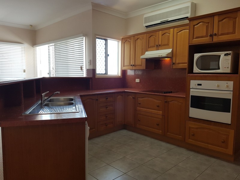 298A Stanley Street, North Ward QLD 4810