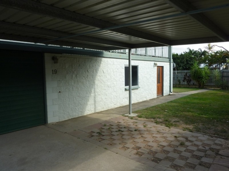 19 Deborah Street, Kelso QLD 4815