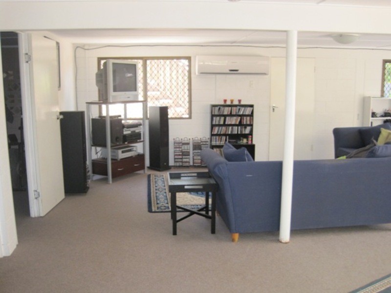 35 Howitt Street, North Ward QLD 4810