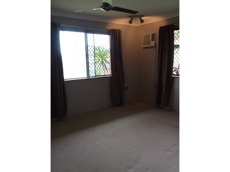 18 Emerald Street, Kirwan QLD 4817