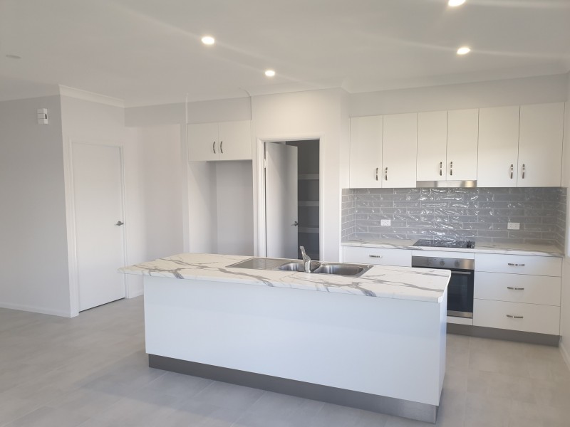 26 Roosevelt Loop, Mount Louisa QLD 4814