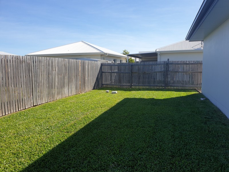 26 Roosevelt Loop, Mount Louisa QLD 4814