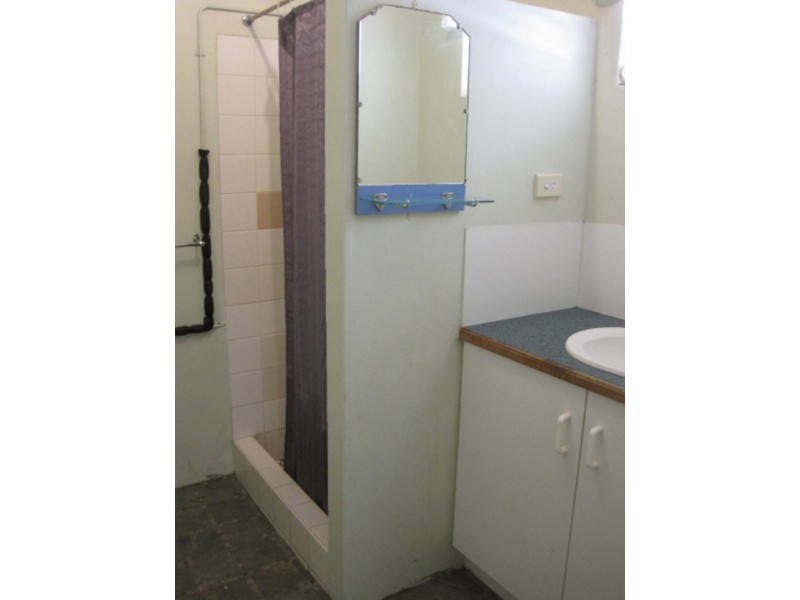 2/32 Primrose Street, Belgian Gardens QLD 4810