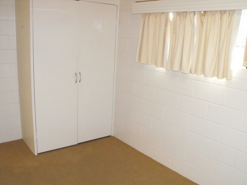 2/18 Burnett Crescent, Wulguru QLD 4811