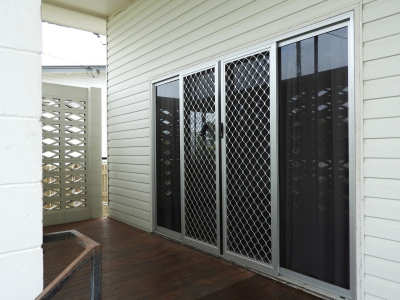 6 Illoura Street, Cranbrook QLD 4814