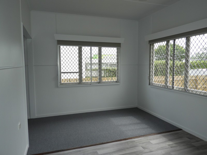 6 Illoura Street, Cranbrook QLD 4814