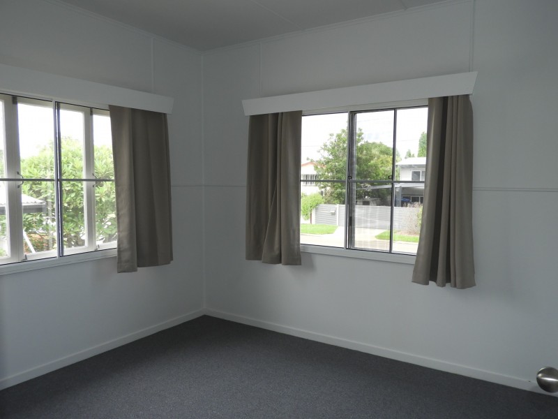 6 Illoura Street, Cranbrook QLD 4814