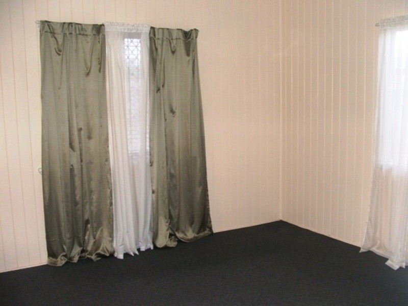 16 Downs Street, Gulliver QLD 4812