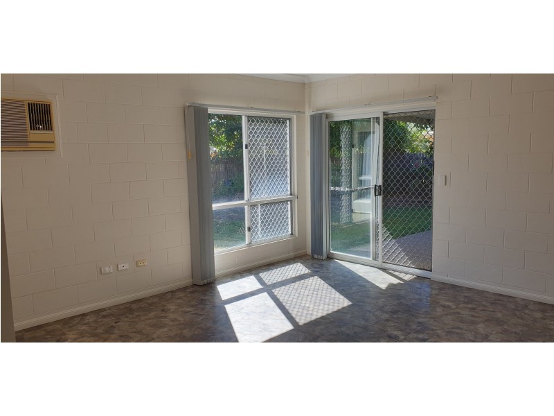 90 River Park Drive, Annandale QLD 4814