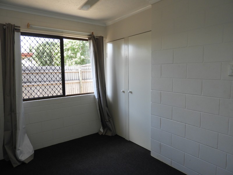 2/2 Saltbush Boulevard, Rasmussen QLD 4815