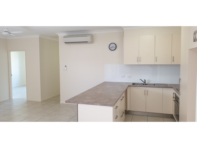 1/46 Howlett Street, Currajong QLD 4812