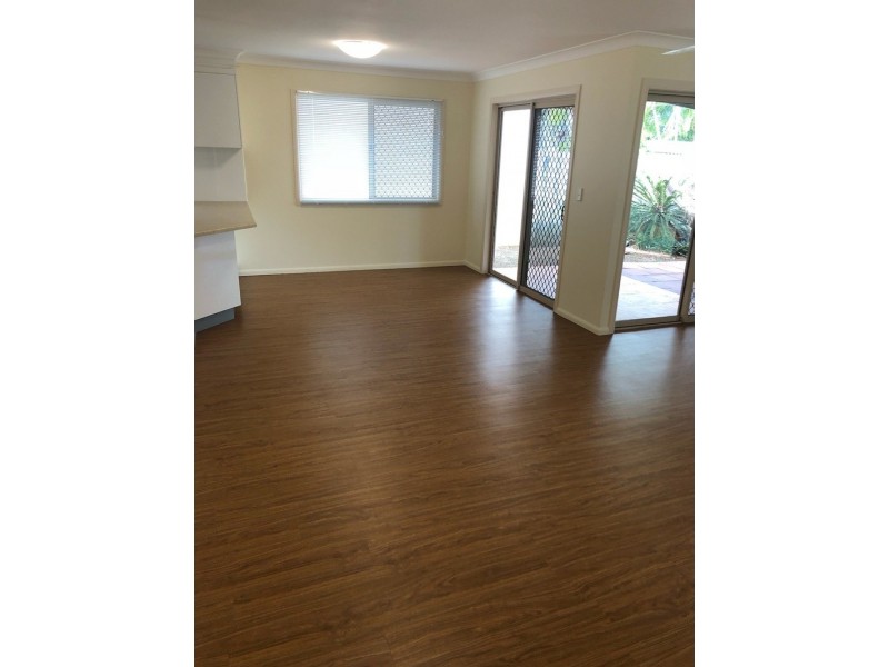 9 Flame Court, Kirwan QLD 4817