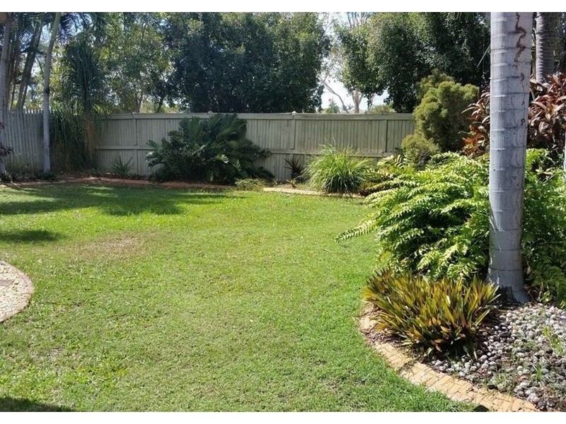 9 Flame Court, Kirwan QLD 4817