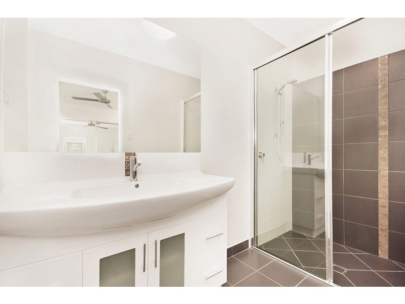 11 Sunning Street, Shaw QLD 4818