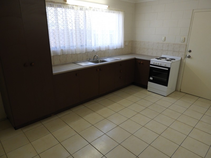 2 Saltbush Boulevard, Rasmussen QLD 4815