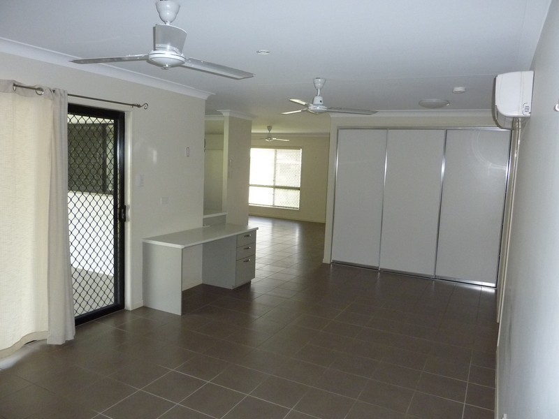 11 Ulysses Drive, Mount Louisa QLD 4814