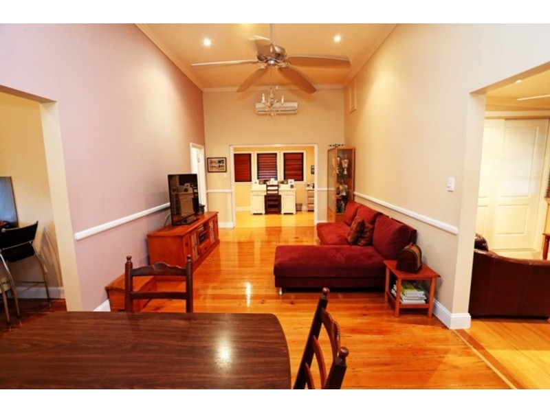 3 Brett Street, Cranbrook QLD 4814