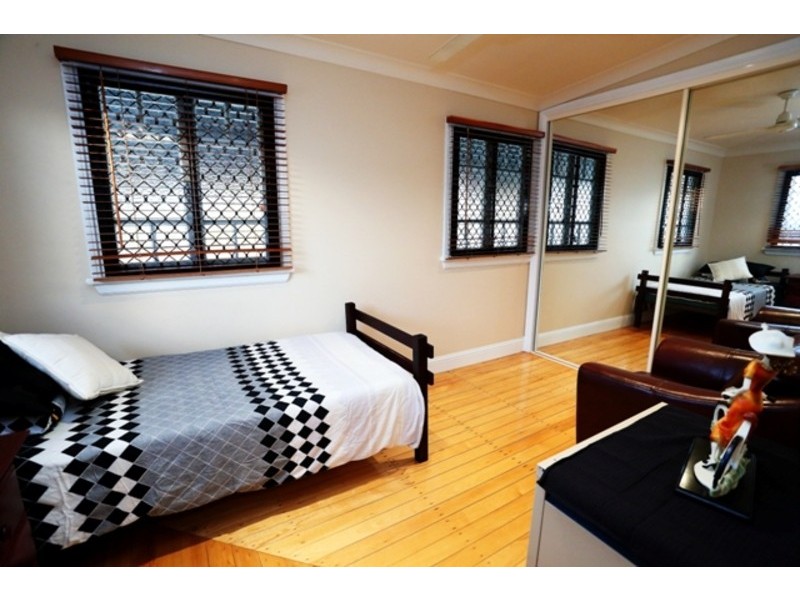 3 Brett Street, Cranbrook QLD 4814