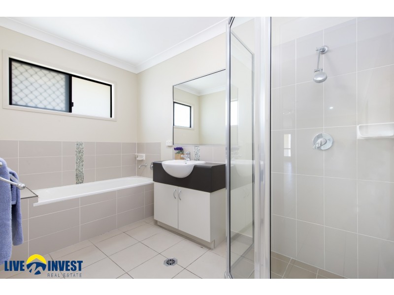 32 Aintree Avenue, Mount Low QLD 4818