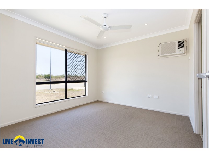 32 Aintree Avenue, Mount Low QLD 4818