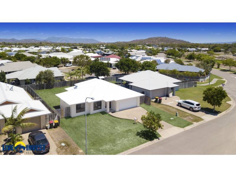 32 Aintree Avenue, Mount Low QLD 4818