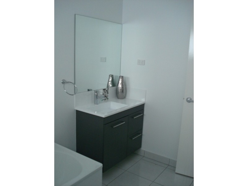 3 Redgum Court, Mount Louisa QLD 4814