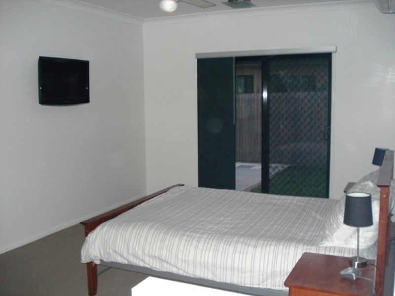 3 Redgum Court, Mount Louisa QLD 4814