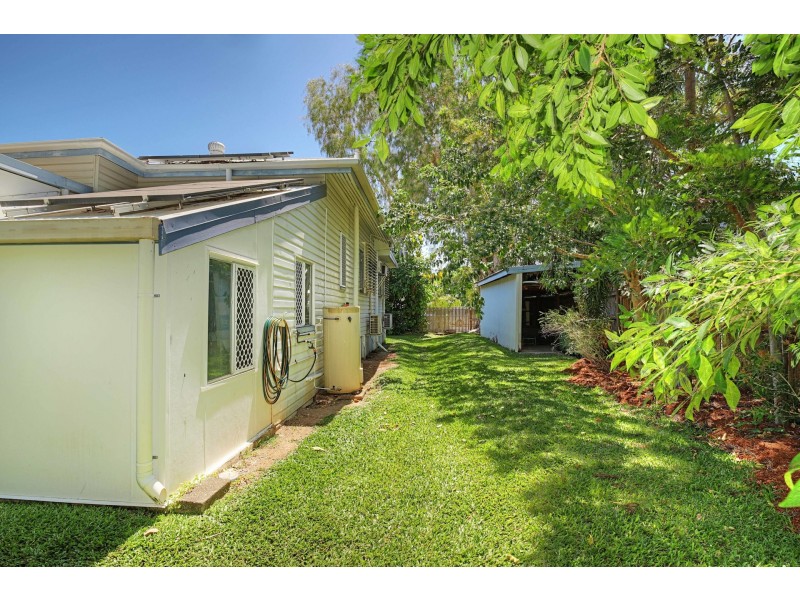 31 Latchford Street, Pimlico QLD 4812