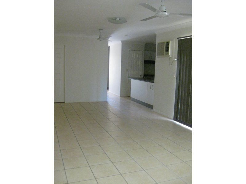 43 Templeton Crescent, Douglas QLD 4814