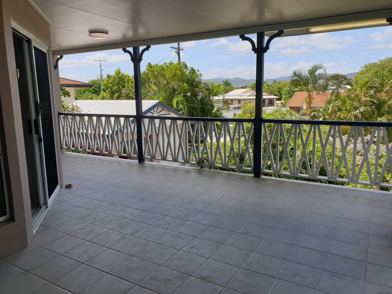 3/12 Hirst Street, Hermit Park QLD 4812